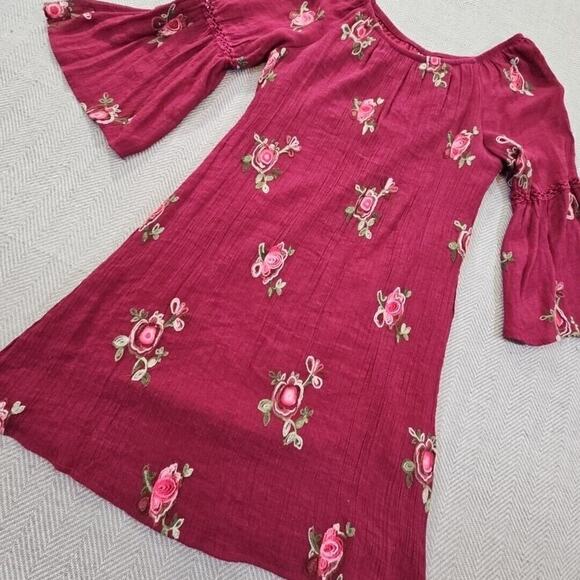 Fig and Flower Women's Medium Red Smock With Rose Embroidery Ruffled Sleeves EUC - Picture 3 of 14